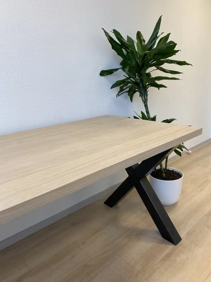 Rechthoekige tafels - Eettafel-rechthoekige%20tafel-Tulsmeubeldesign-Erik-2