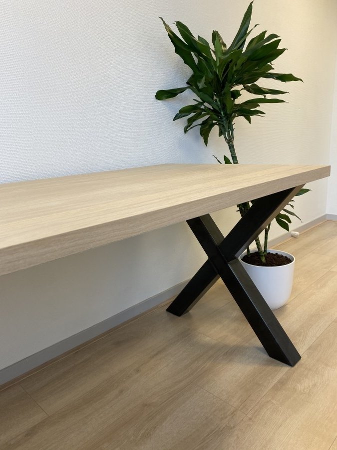 Rechthoekige tafels - Eettafel-rechthoekige%20tafel-Tulsmeubeldesign-Erik-4